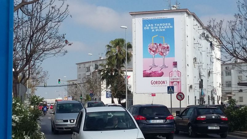 Publicidad Gordons Pink Sanlucar